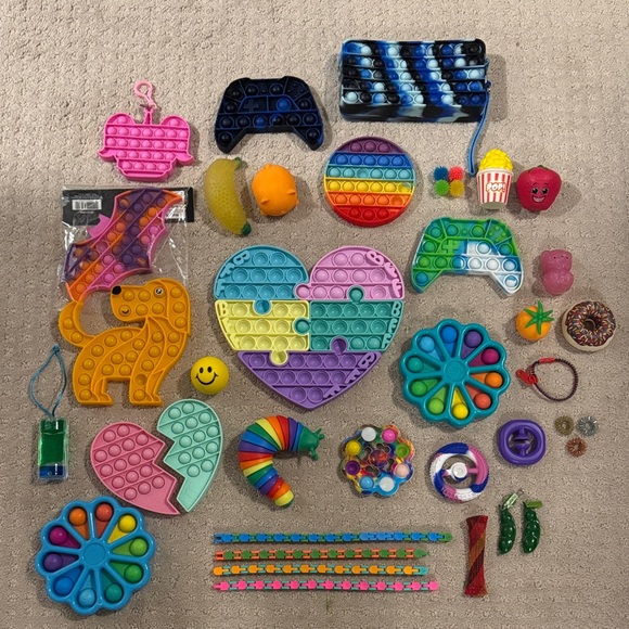 Popit Fidget Toy Collection for Kids - Picture 1 of 9